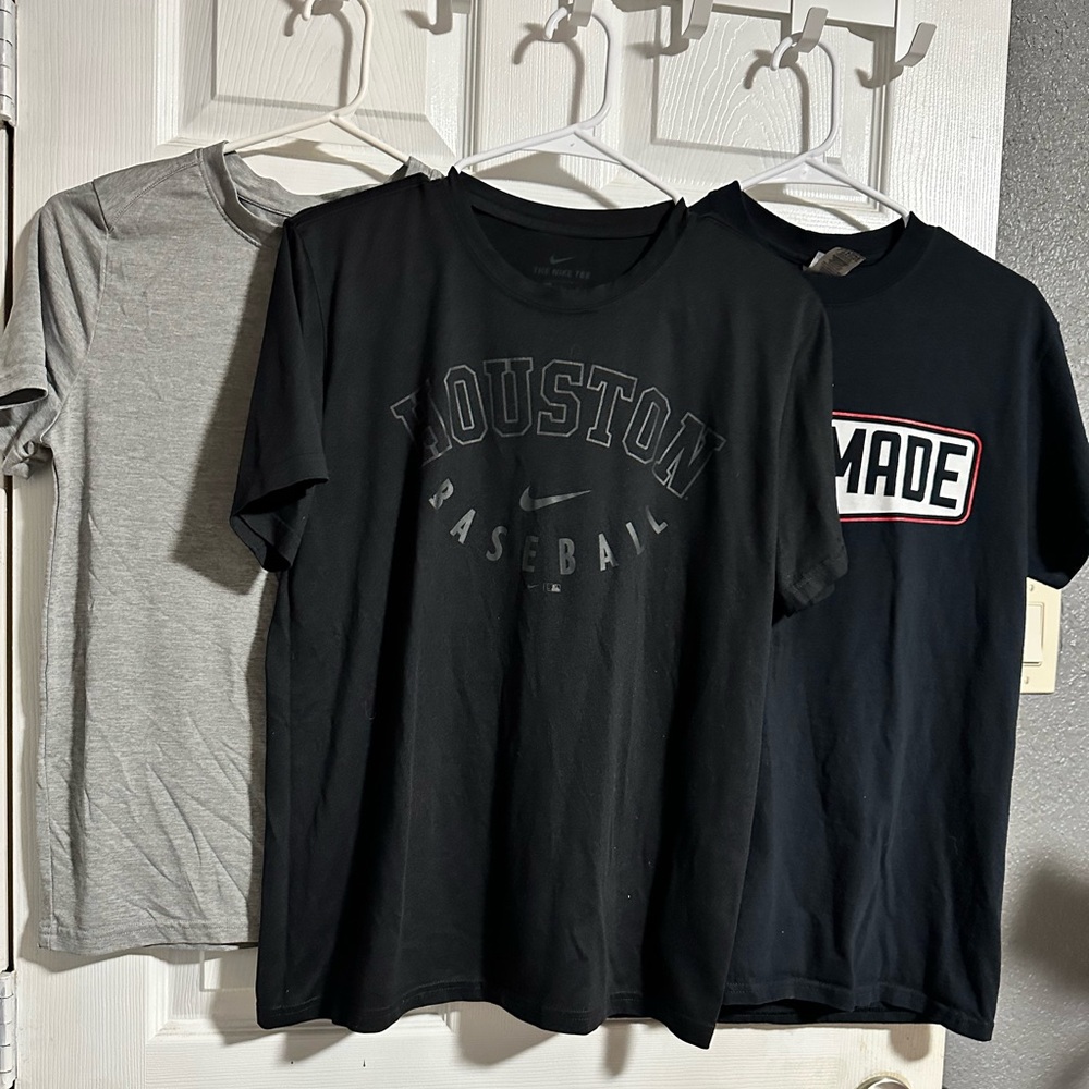 BUNDLE Shirts & joggers